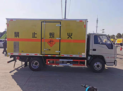 吴忠爆破器材运输车